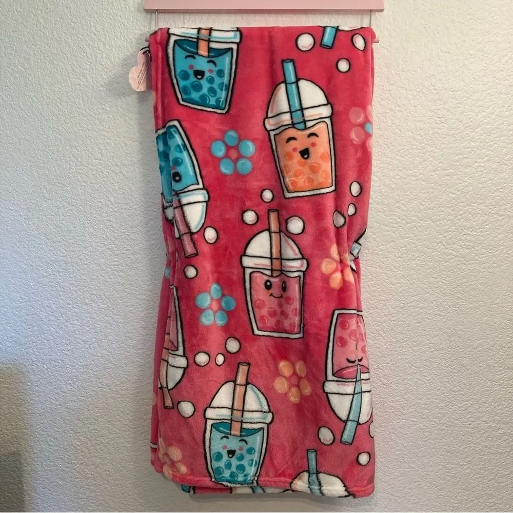 NWT Betsey Johnson Pink Boba Tea Super Soft Throw Blanket 50”x60”